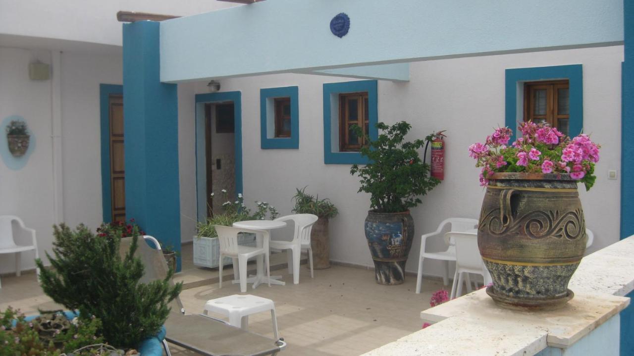 Theodora Apart otel Makrýgialos Dış mekan fotoğraf