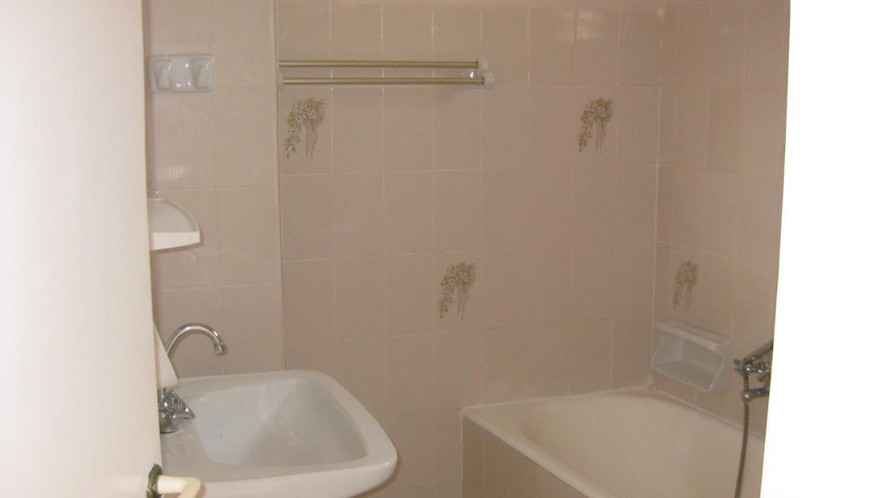 Theodora Apart otel Makrýgialos Dış mekan fotoğraf